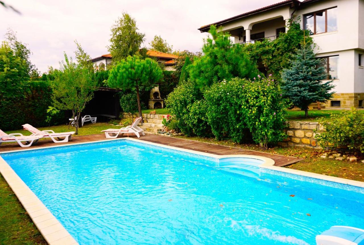 Вила Афина - Villa Afina Balchik Exterior foto