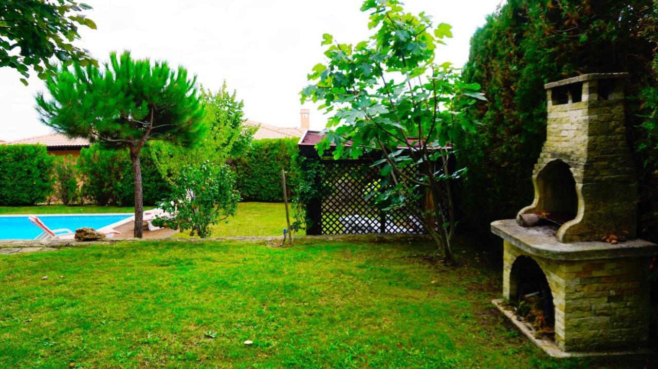 Вила Афина - Villa Afina Balchik Exterior foto